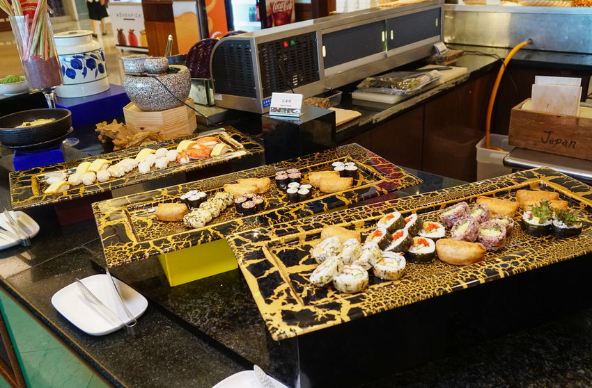 [高雄自助餐推薦]君鴻國際酒店百匯栢麗廳-高雄最美高空自助餐餐廳x豐富菜色高C/P值 - 美食好芃友