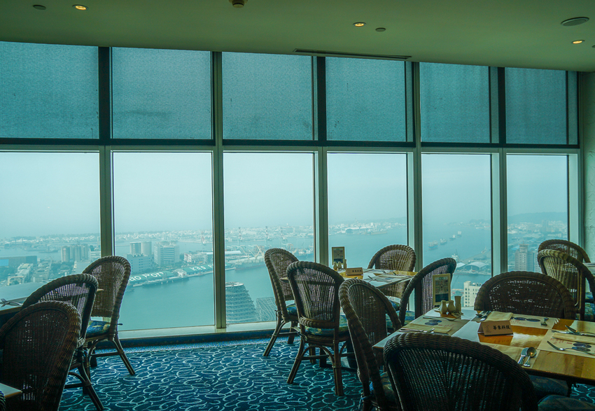 [高雄自助餐推薦]君鴻國際酒店百匯栢麗廳-高雄最美高空自助餐餐廳x豐富菜色高C/P值 - 美食好芃友