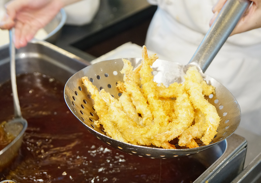 [高雄自助餐推薦]君鴻國際酒店百匯栢麗廳-高雄最美高空自助餐餐廳x豐富菜色高C/P值 - 美食好芃友