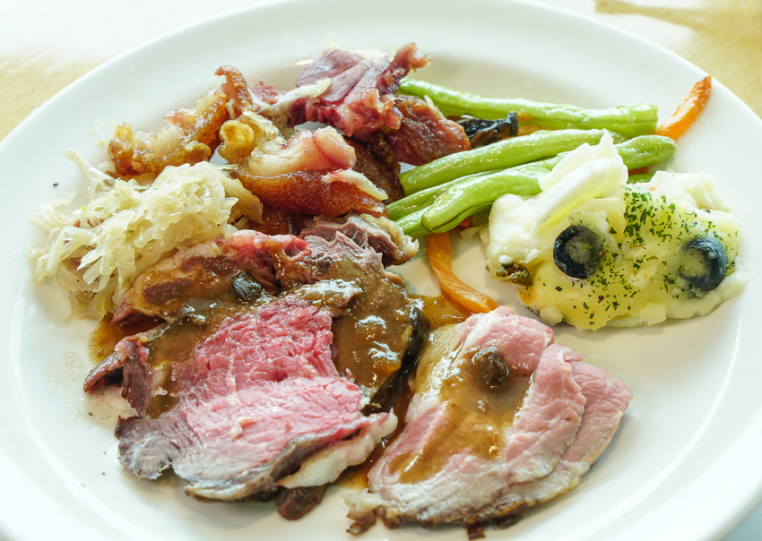 [高雄自助餐推薦]君鴻國際酒店百匯栢麗廳-高雄最美高空自助餐餐廳x豐富菜色高C/P值 - 美食好芃友