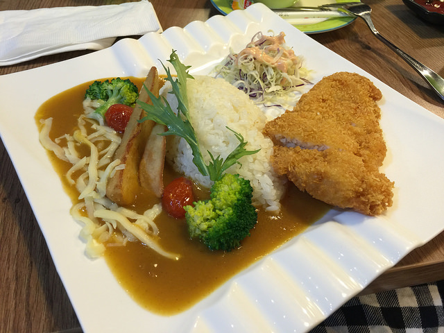 [台北熱門親子餐廳]大樹站-英倫三池-玩水、玩沙、玩球超好玩