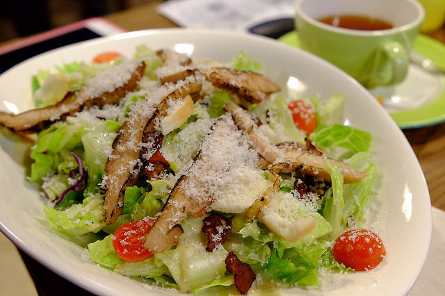 [台北熱門親子餐廳]大樹站-英倫三池-玩水、玩沙、玩球超好玩