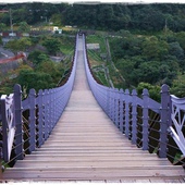 白石湖同心池：【台北◍•ᴗ•◍內湖】景點・白石湖同心池賞牡丹荷｜幸福景點新風情，夏日蓮花盛開