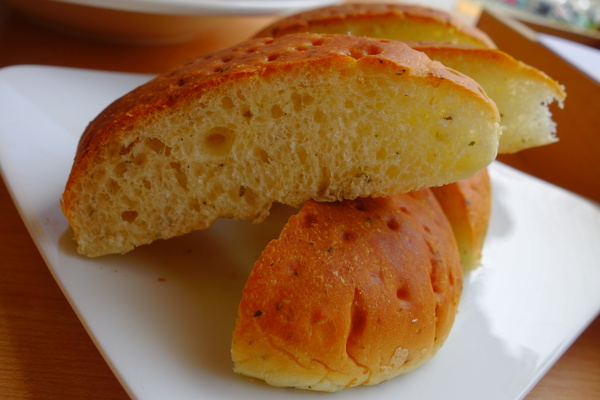 叉子ㄨ子：1031125[官本金文愛台灣]台中市西屯區叉子ㄨ子X子輕井澤新品牌挑高大空間有沙坑可玩耍現做美食拍照的好所在市議會旁