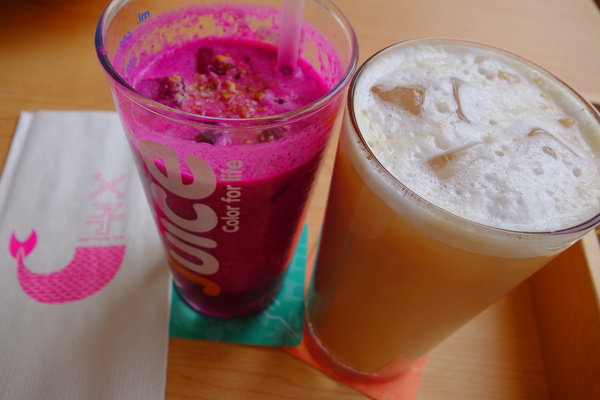 叉子ㄨ子：1031125[官本金文愛台灣]台中市西屯區叉子ㄨ子X子輕井澤新品牌挑高大空間有沙坑可玩耍現做美食拍照的好所在市議會旁