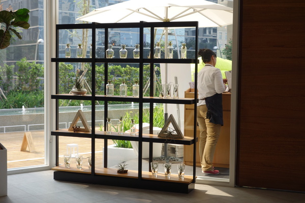 叉子ㄨ子：1031125[官本金文愛台灣]台中市西屯區叉子ㄨ子X子輕井澤新品牌挑高大空間有沙坑可玩耍現做美食拍照的好所在市議會旁