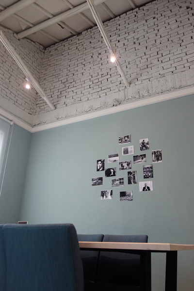 咖啡瑪榭Cafe Marche(台中店)：1040305[官本金文愛台灣]台中市西區從台北紅到台中的甜點之王Café Marché咖啡瑪榭獨棟歐式庭園風美味氣氛棒