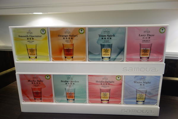 咖啡瑪榭Cafe Marche(台中店)：1040305[官本金文愛台灣]台中市西區從台北紅到台中的甜點之王Café Marché咖啡瑪榭獨棟歐式庭園風美味氣氛棒