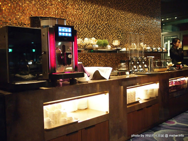 星享道：久享日歐懷石料理：【食記】台中Kaiseki and European cuisine 久享日歐懷石料理@西屯逢甲夜市IN SKY HOTEL星享道酒店 : 現點現做的精緻菜餚,口味大多不錯,送餐速度也比想像中快許多!