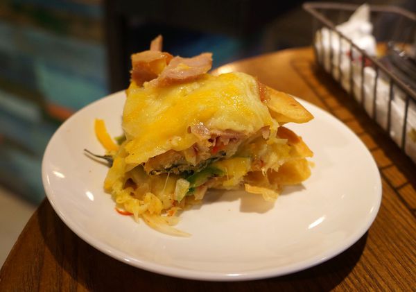 Aqua Kiss 水吻3(師大店)：Aqua Kiss ♥ 水吻3 ♥ 披薩千層塔 ♥草莓季尾聲