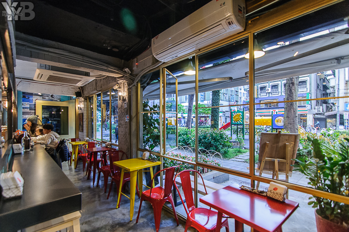 [師大美食] Aqua Kiss 3 水吻3師大店・LOFT混搭酒吧風格超有fu