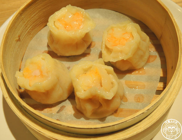 杭州小籠湯包(民生店)：呷飽祙【台北松山･杭州小籠湯包(民生東路店)】鮑魚燕窩也做成湯包