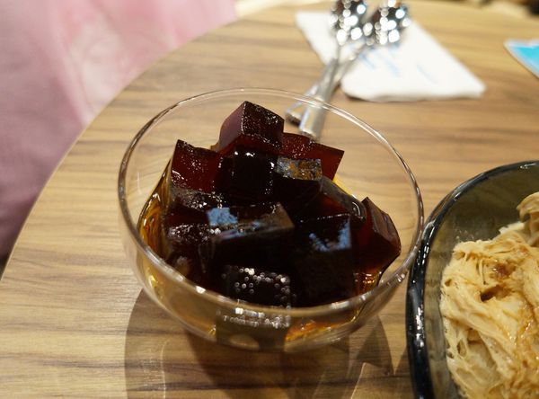 Ice monster(微風松高店)：ice monster♥ 冬天也能吃到芒果冰 ♥愛心冰棒