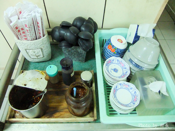 清水館台中小排麵:【食記】{高雄。鹽埕區}清水館-台中小排麵 清水館台中小排麵:【食記】{高雄。鹽埕區}清水館-台中小排麵