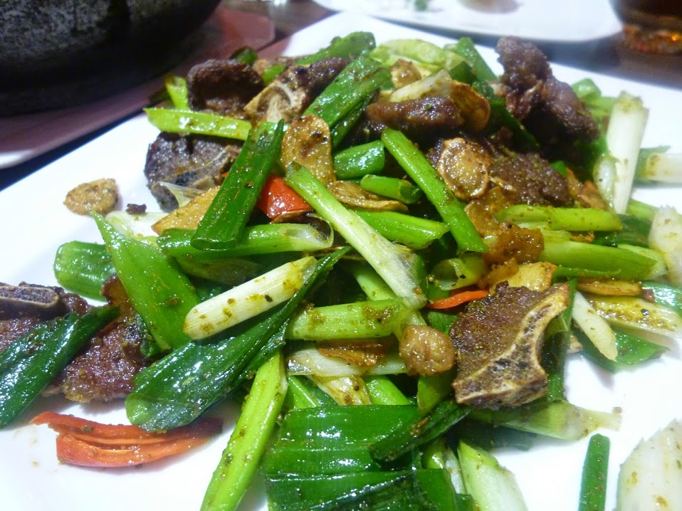 【新竹竹北/湘菜料理/口碑劵】2015老媽生日聚餐，連八十歲老人都說讚的招牌酸菜魚－胡同大媽DAMA餐廳