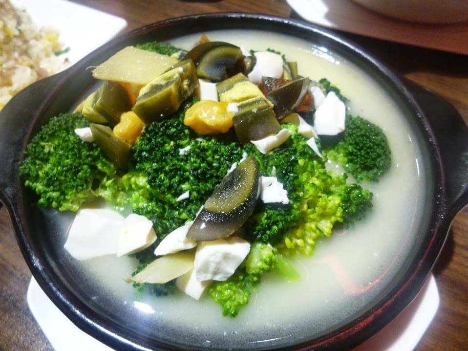 【新竹竹北/湘菜料理/口碑劵】2015老媽生日聚餐，連八十歲老人都說讚的招牌酸菜魚－胡同大媽DAMA餐廳