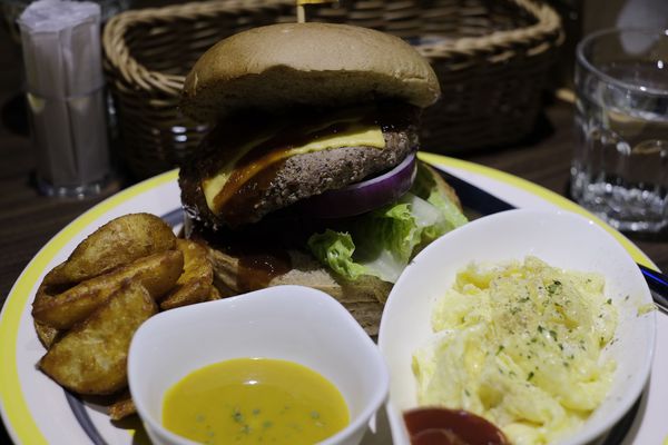 _DSF5168.jpg _DSF5168.jpg