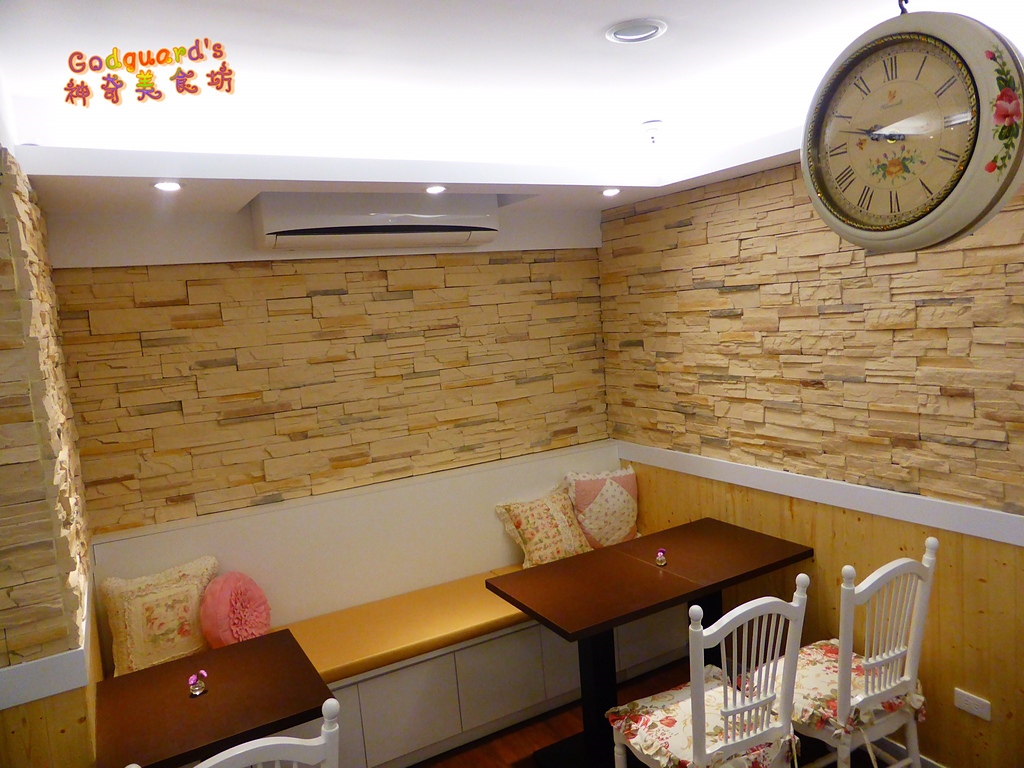 (推薦)[台北|永春站]燉飯好好吃～激推珍珠奶茶鬆餅！342巷Cafe(附菜單)