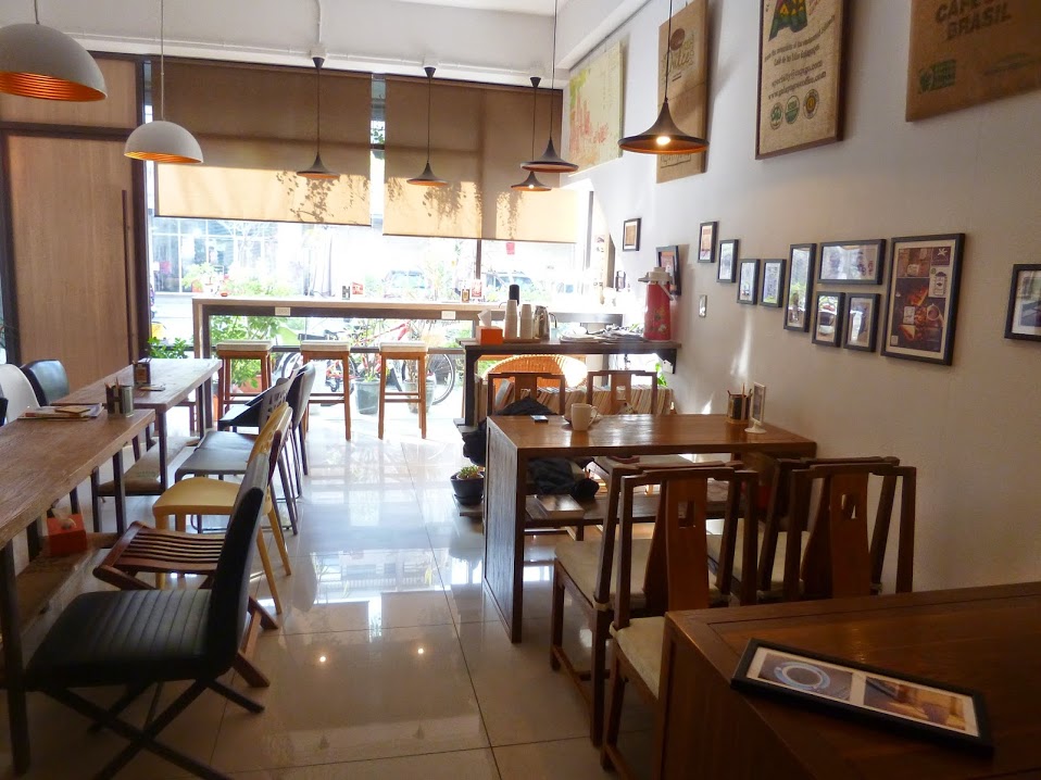 【苗栗竹南】學習大人的咖啡時光，一個人的跨年聚會－NINA CAFE