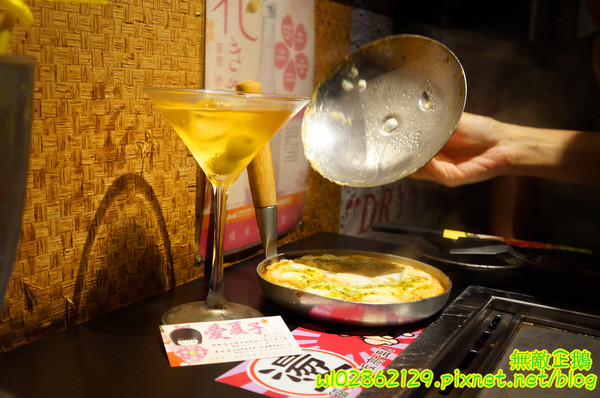 愛夏子あいさつ(海安店)：【台南-中西區】Show timex道地日式料理...半熟蛋牽絲起士麻糬/廣島燒/大阪燒《愛夏子あいさつ》