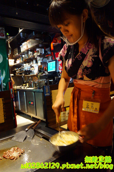 愛夏子あいさつ(海安店)：【台南-中西區】Show timex道地日式料理...半熟蛋牽絲起士麻糬/廣島燒/大阪燒《愛夏子あいさつ》