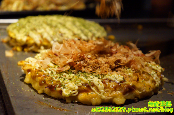 愛夏子あいさつ(海安店)：【台南-中西區】Show timex道地日式料理...半熟蛋牽絲起士麻糬/廣島燒/大阪燒《愛夏子あいさつ》