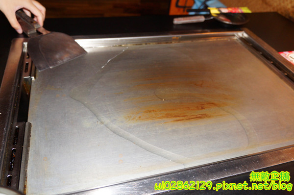 愛夏子あいさつ(海安店)：【台南-中西區】Show timex道地日式料理...半熟蛋牽絲起士麻糬/廣島燒/大阪燒《愛夏子あいさつ》