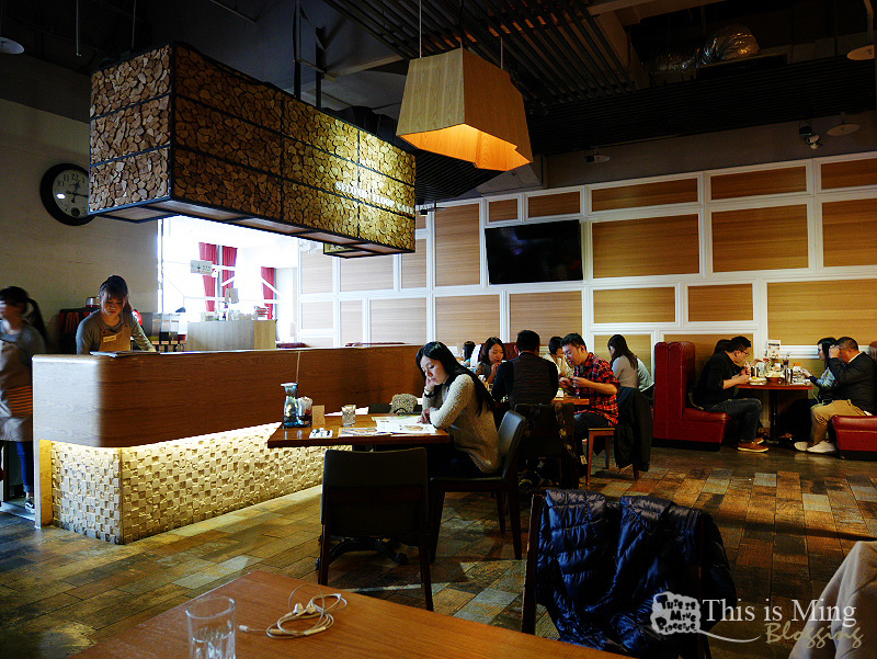 【台北南港│食記】貳樓餐廳 南港店～出遊前的能量補充