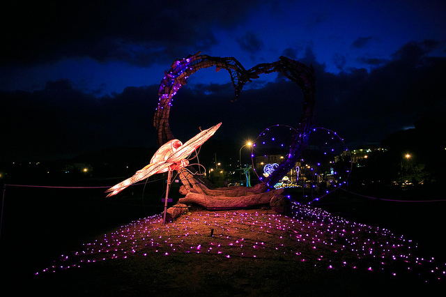 【金山景點】閃爍元旦。浪漫金山-北海岸金山水尾七彩之心夢幻燈海 (北海岸燈海金山篇)