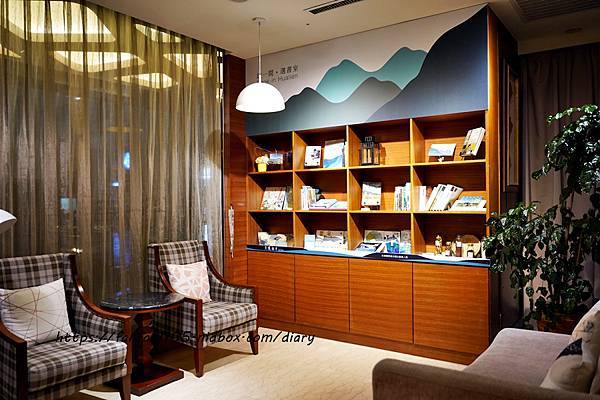 【花蓮住宿】藍天麗池飯店 #switch #遊戲室 #健身房 #寵物旅館 #腳踏車 近 #東大門夜市 #公正包 (18).JPG