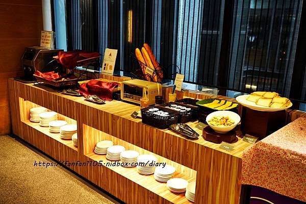 【花蓮住宿】藍天麗池飯店 #switch #遊戲室 #健身房 #寵物旅館 #腳踏車 近 #東大門夜市 #公正包 (35).JPG