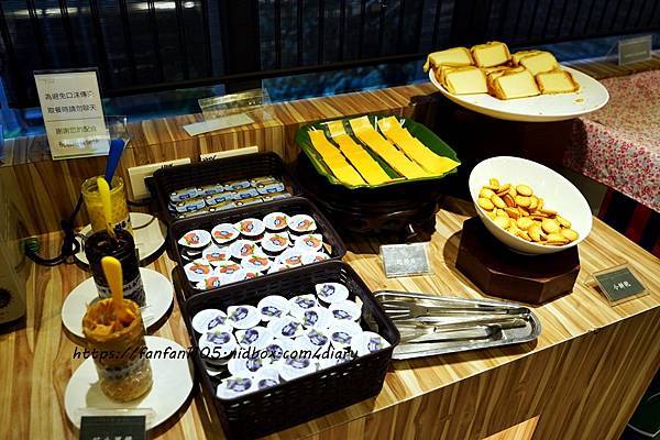 【花蓮住宿】藍天麗池飯店 #switch #遊戲室 #健身房 #寵物旅館 #腳踏車 近 #東大門夜市 #公正包 (34).JPG