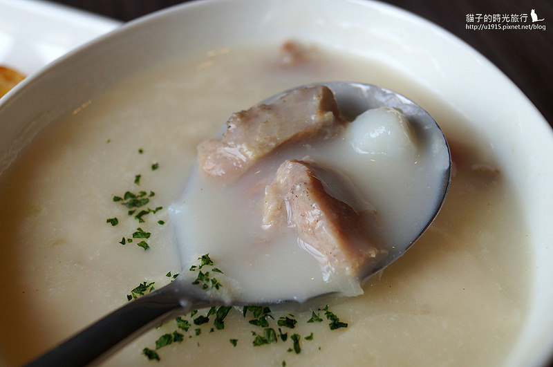 台中市西屯區-艾可漢堡逢甲店