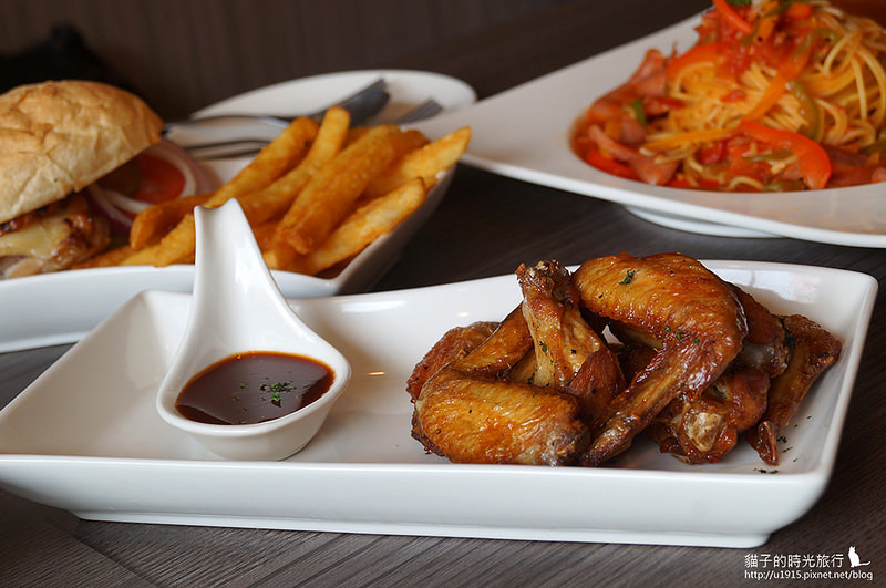 台中市西屯區-艾可漢堡逢甲店