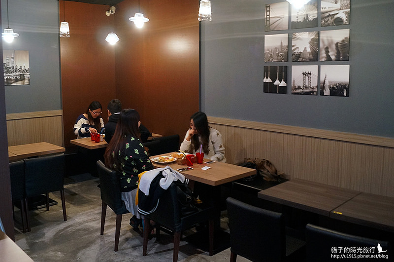 台中市西屯區-艾可漢堡逢甲店