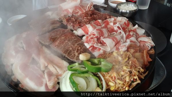 『呷』「捷運101/世貿站」☆ HONEY PIG ☆ 24小時大口吃韓式烤肉的好所在