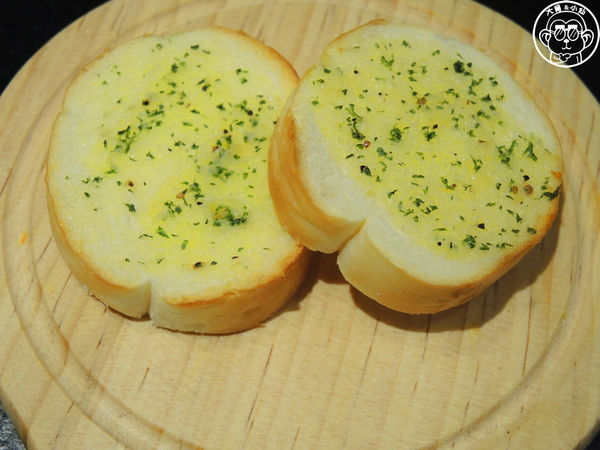 哈克廚房:呷飽祙【台北信義・Hack Bistro 哈克廚房】銷魂燉飯與義大利麵 哈克廚房:呷飽祙【台北信義・Hack Bistro 哈克廚房】銷魂燉飯與義大利麵