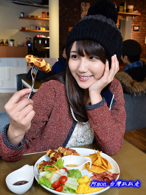 <台中西區>食記:茪點咖啡~讓人讚賞的比利時列日鬆餅和好吃的千層麵