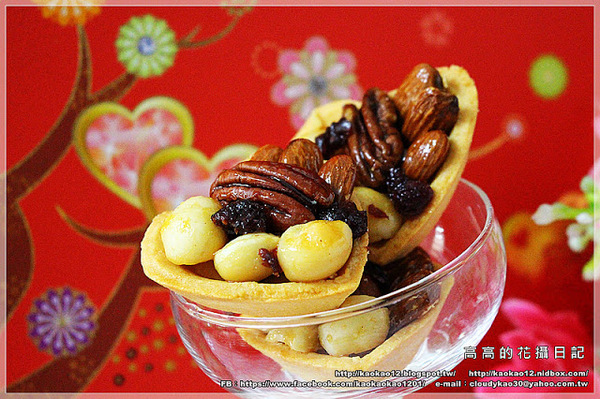 鴻鼎菓子:【宅配】鴻鼎菓子。年節禮盒系列:悅滿真情禮盒&菓然真情過年禮盒