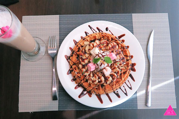 [GS愛吃鬼] 幸福這裡 Happiness Here Ｘ 俄羅斯美女主廚Ｘ早午餐燉飯義大利麵