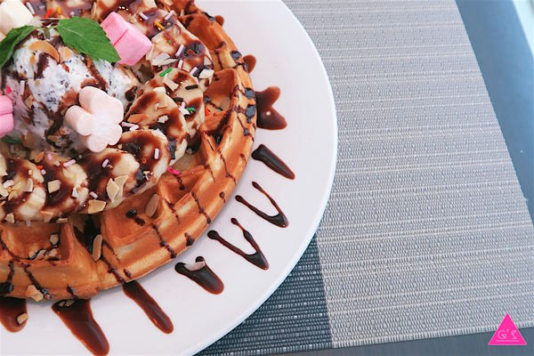 [GS愛吃鬼] 幸福這裡 Happiness Here Ｘ 俄羅斯美女主廚Ｘ早午餐燉飯義大利麵