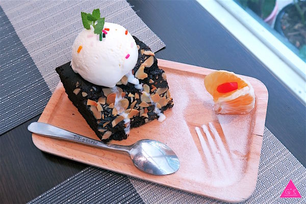 [GS愛吃鬼] 幸福這裡 Happiness Here Ｘ 俄羅斯美女主廚Ｘ早午餐燉飯義大利麵