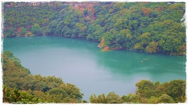 石碇落羽松:【新北◍•ᴗ•◍石碇】塗潭道路✯私房景點・石碇落羽松|坐落於秘境邊的落羽松大道 石碇落羽松:【新北◍•ᴗ•◍石碇】塗潭道路✯私房景點・石碇落羽松|坐落於秘境邊的落羽松大道
