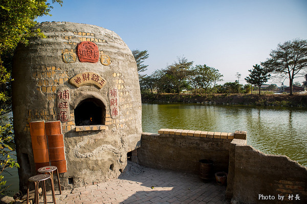 老塘湖藝術坊。草坔五路財神廟：【遊記】｛台南。學甲區｝仿古懷舊-老塘湖藝術坊