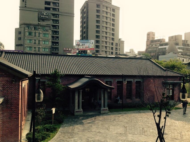 [台北] 鼎泰豐~不止小籠包~牛肉麵也好吃!!!