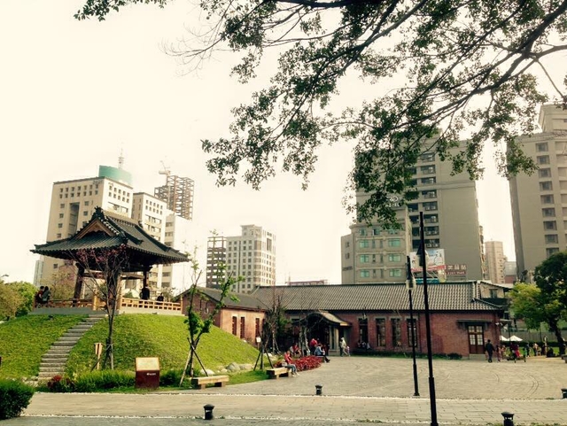 [台北] 鼎泰豐~不止小籠包~牛肉麵也好吃!!!