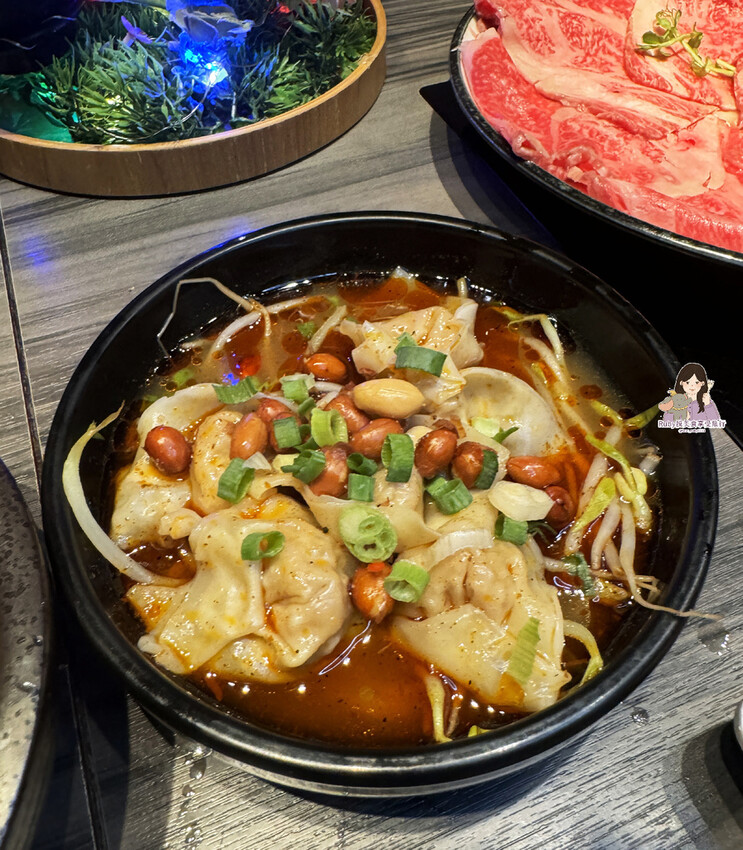 【晴光商圈美食】好食多涮涮屋-雙城店附菜單,大塊肉片、海鮮新