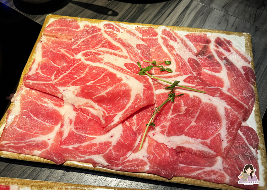 【晴光商圈美食】好食多涮涮屋-雙城店附菜單,大塊肉片、海鮮新