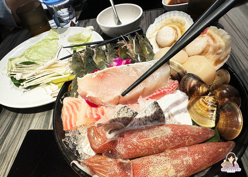 【晴光商圈美食】好食多涮涮屋-雙城店附菜單,大塊肉片、海鮮新