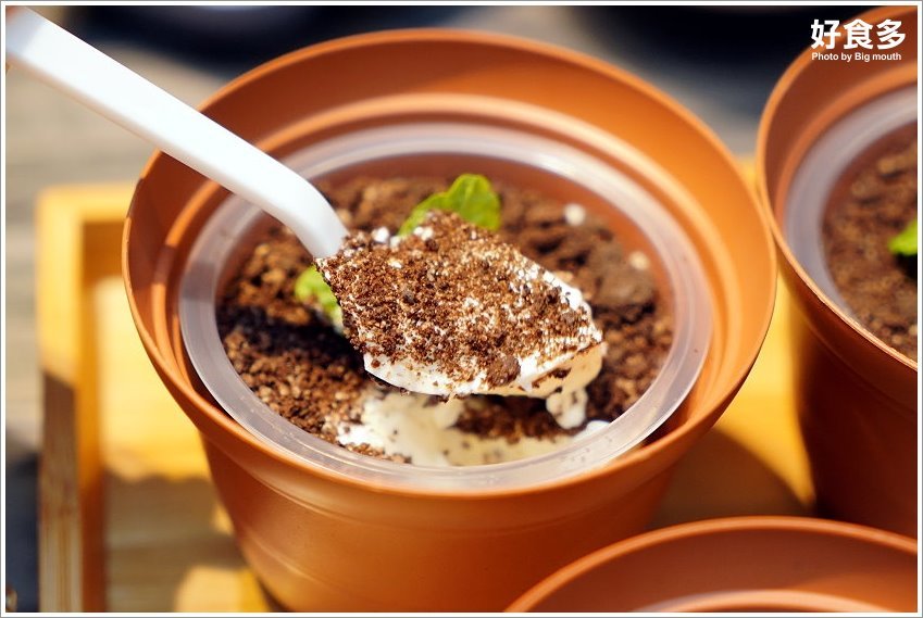 【台北美食】好食多涮涮鍋(雙城店)．超萌粉紅熊泡湯!四人份豪華海陸饗宴、超大肉盤、黃金海鮮船，飽到天靈蓋不誇張!